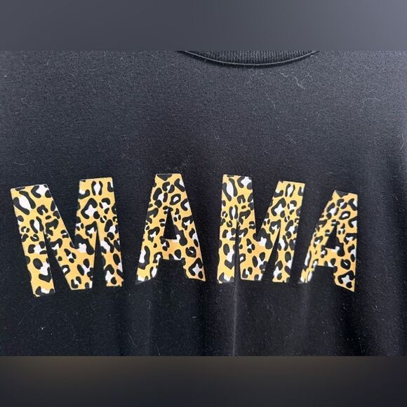 “MAMA” Cheetah Crew Neck size M - Picture 2 of 4
